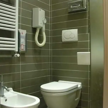 Hotel Mari 2*